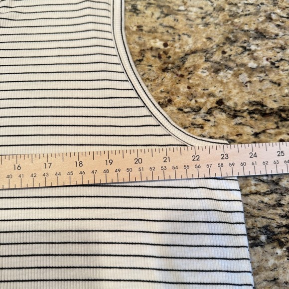 Michelle Mae Tank Top Womens 3XL White Black Striped Sleeveless‎ Henley Shirt - Picture 5 of 6